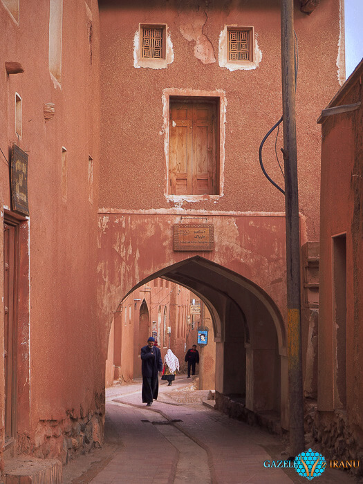 przewodnik po abyaneh